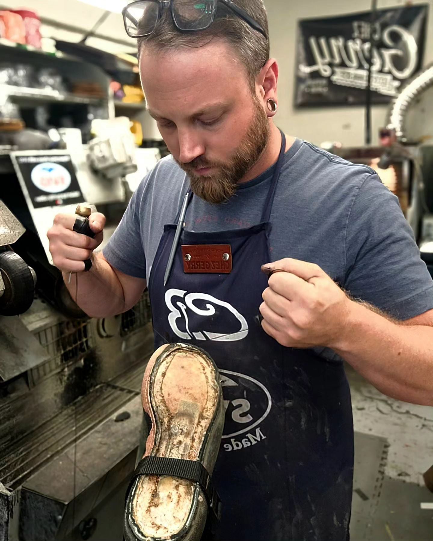 Ressemelage de chaussures et bottes Cordonnier Gatineau