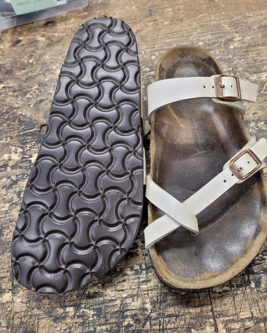 Restauration de Sandales Birkenstock : Un Savoir-Faire Artisanale