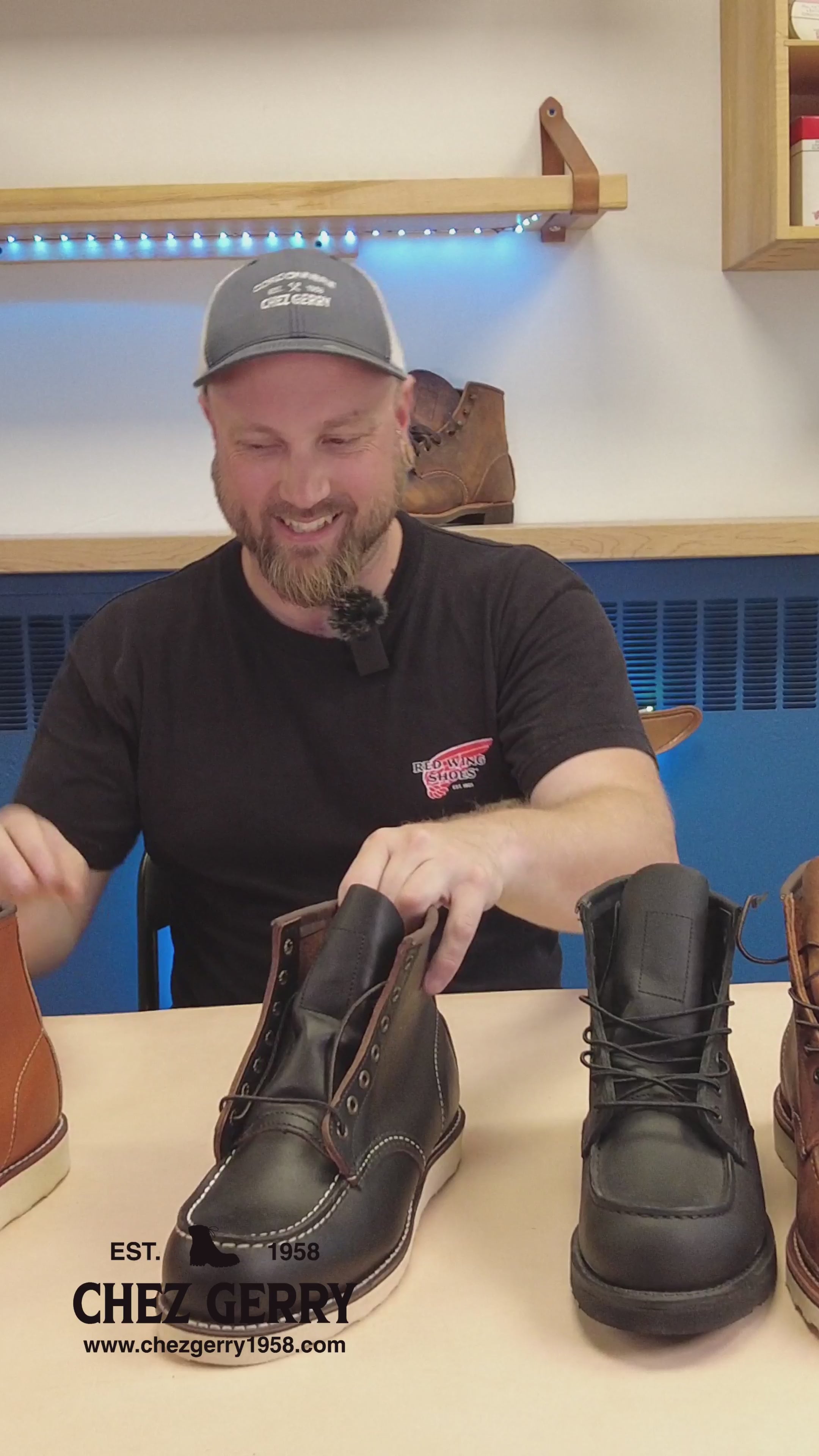 Red Wing Heritage 0875 Classic Moc Boots in Oro Legacy Leather